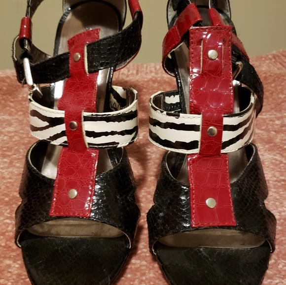 High heels shoes - Picture 3 of 3